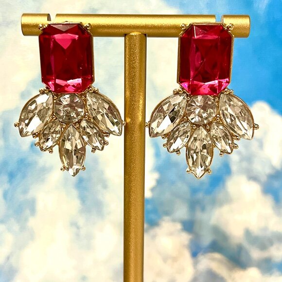 GORGEOUS Statement Pink/Fuchsia Crystal Earrings - Rhinestones/Gold-Tone Metal - Picture 1 of 4